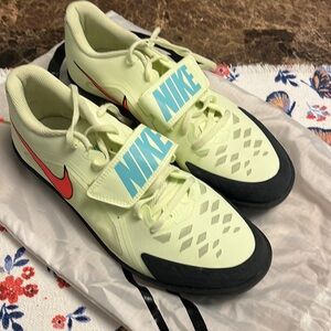 Track and field shoes